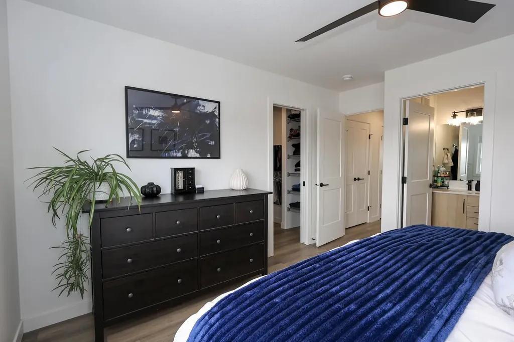 2 Evergreen Way Red Deer AB T4P 3H1