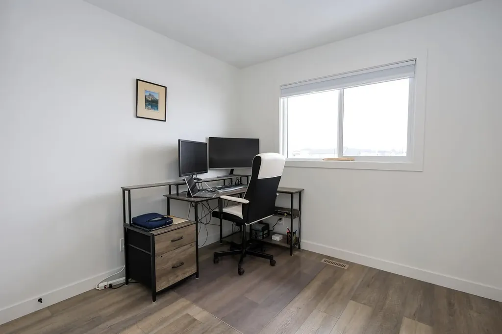 2 Evergreen Way Red Deer AB T4P 3H1