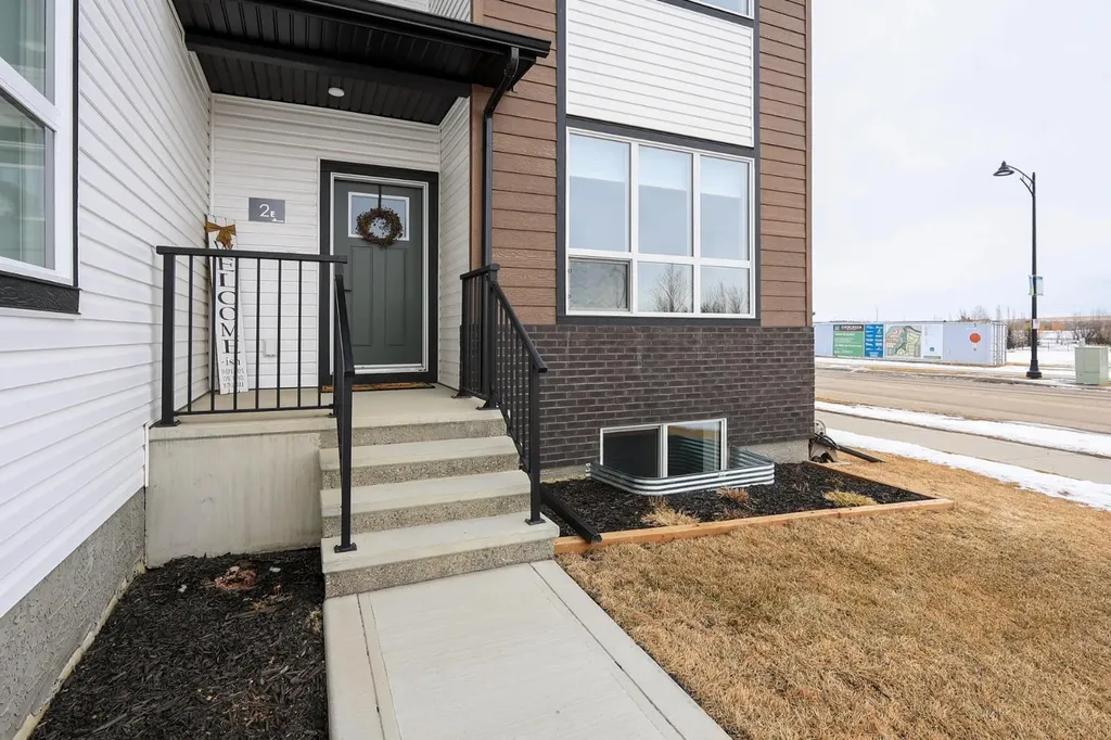 2 Evergreen Way Red Deer AB T4P 3H1