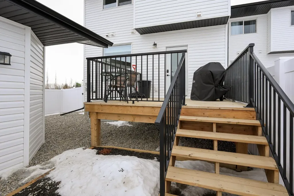2 Evergreen Way Red Deer AB T4P 3H1