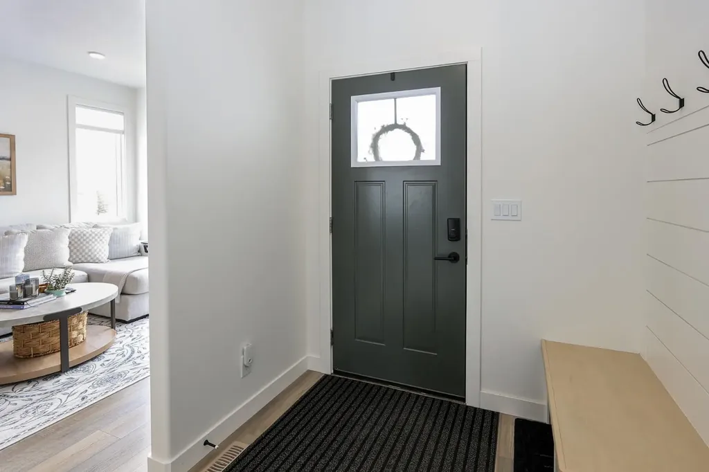 2 Evergreen Way Red Deer AB T4P 3H1