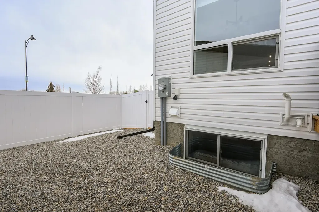 2 Evergreen Way Red Deer AB T4P 3H1