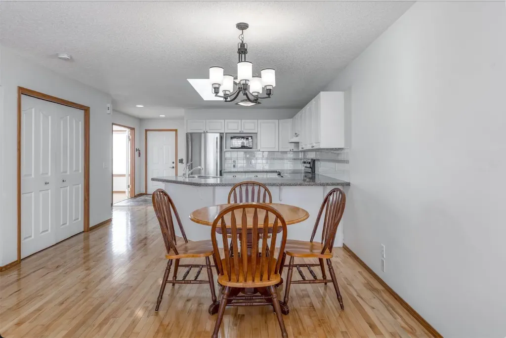 108 Quigley Close Cochrane AB T4C 1S4