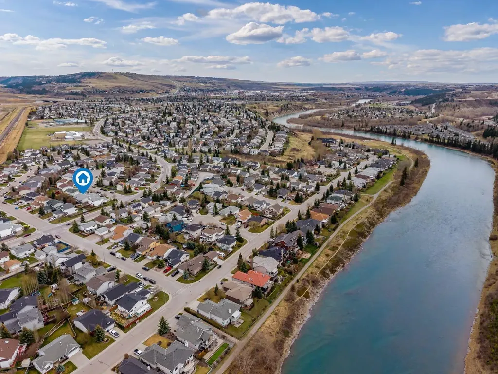 108 Quigley Close Cochrane AB T4C 1S4