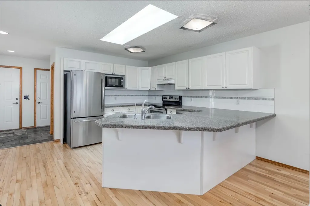 108 Quigley Close Cochrane AB T4C 1S4