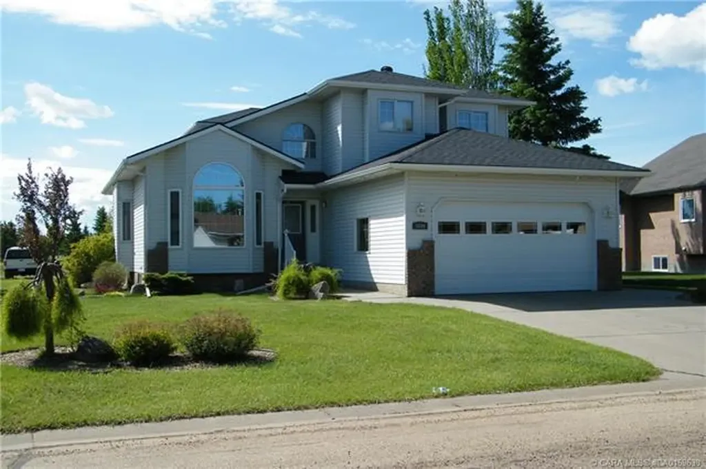 5606 46 Avenue W Forestburg AB T0B 1N0