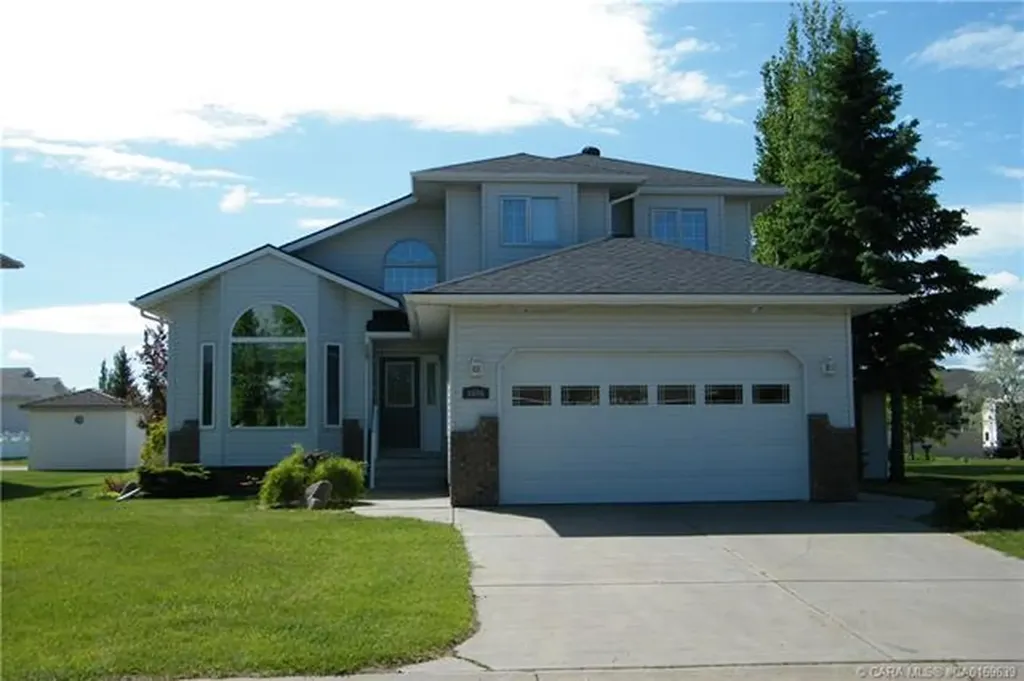 5606 46 Avenue W Forestburg AB T0B 1N0