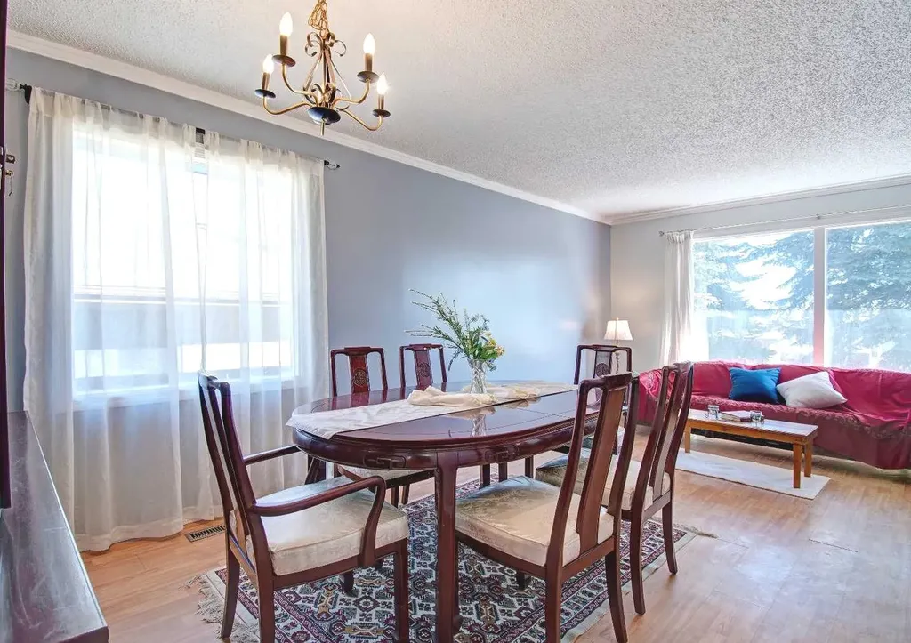 6307 Thornaby Way NW Calgary AB T2K 5K8