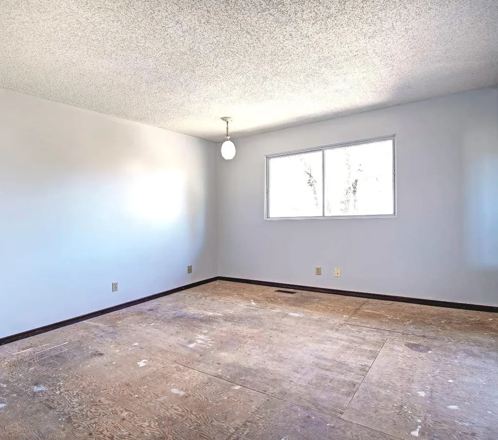 6307 Thornaby Way NW Calgary AB T2K 5K8