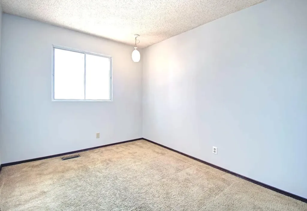 6307 Thornaby Way NW Calgary AB T2K 5K8