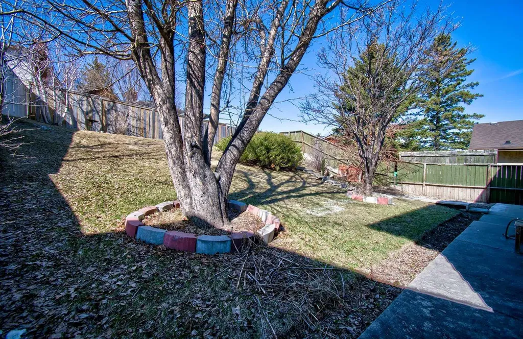 6307 Thornaby Way NW Calgary AB T2K 5K8