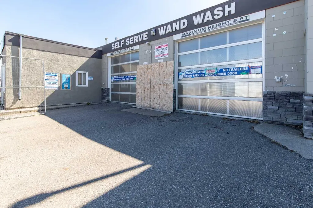 108 Mayor Magrath Drive N Lethbridge AB T1H 3P4