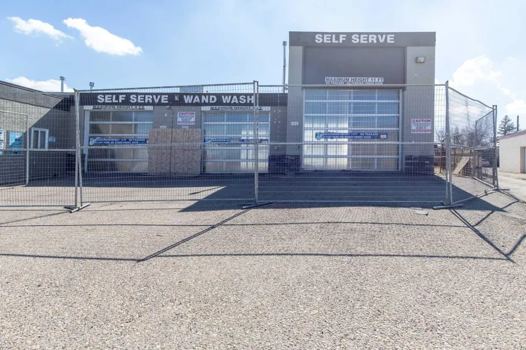 108 Mayor Magrath Drive N Lethbridge AB T1H 3P4