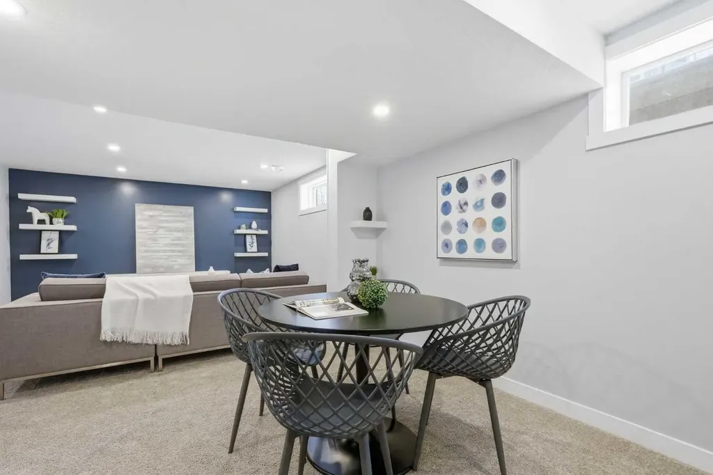 8616 7 Street SW Calgary AB T2V 1G9