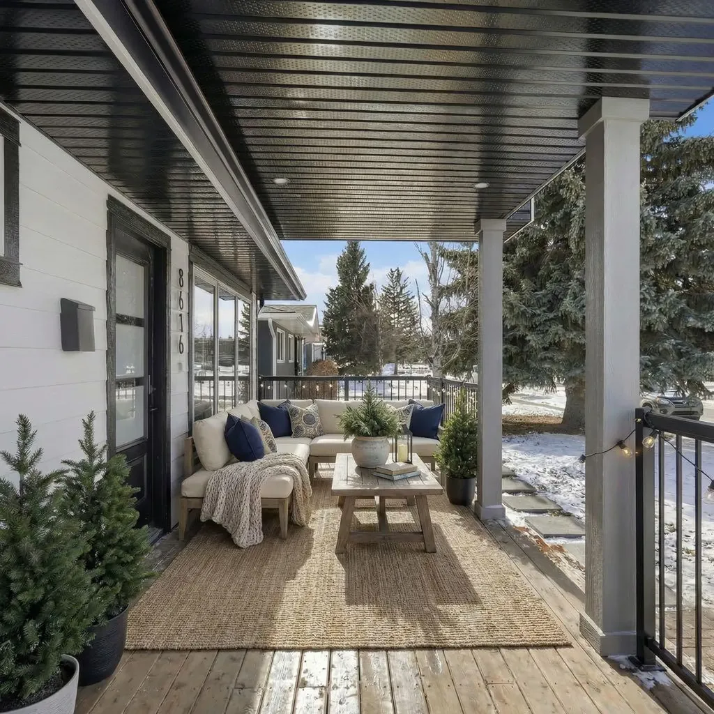 8616 7 Street SW Calgary AB T2V 1G9