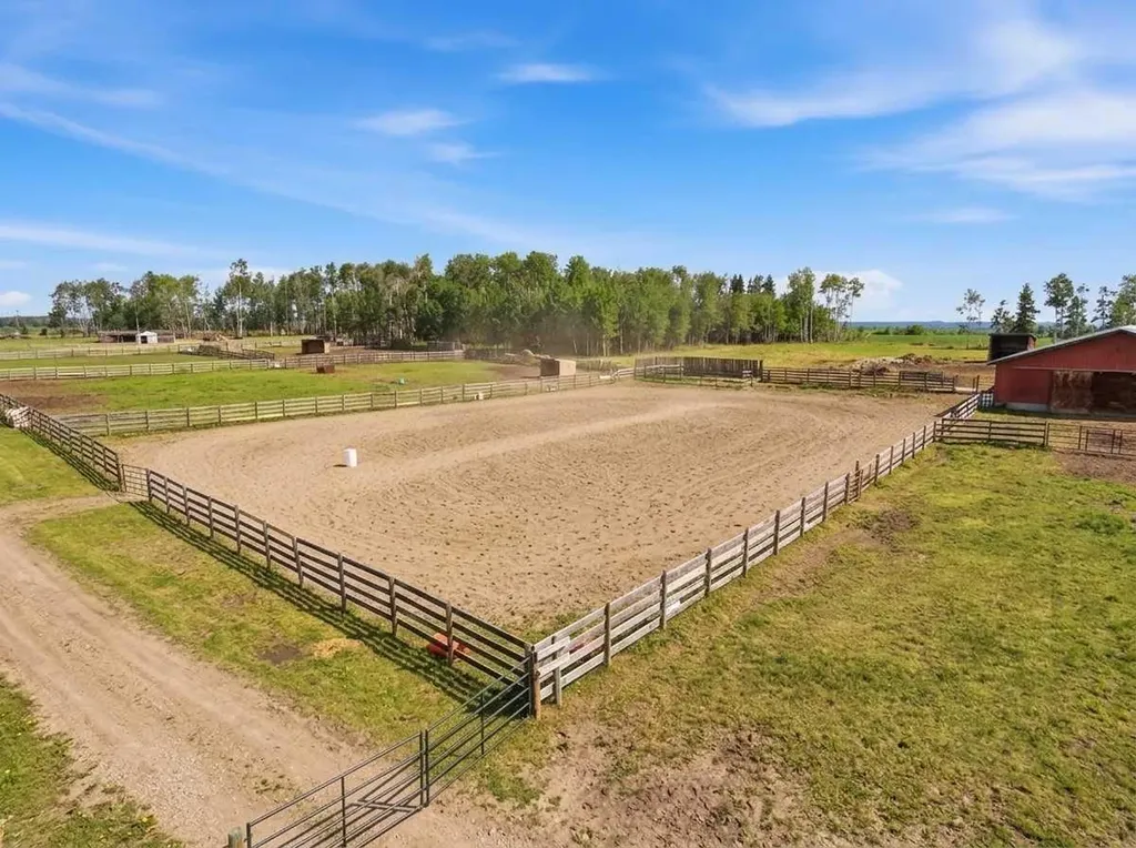 445056 Range Road 40 Rural Ponoka County AB T0C 0M0