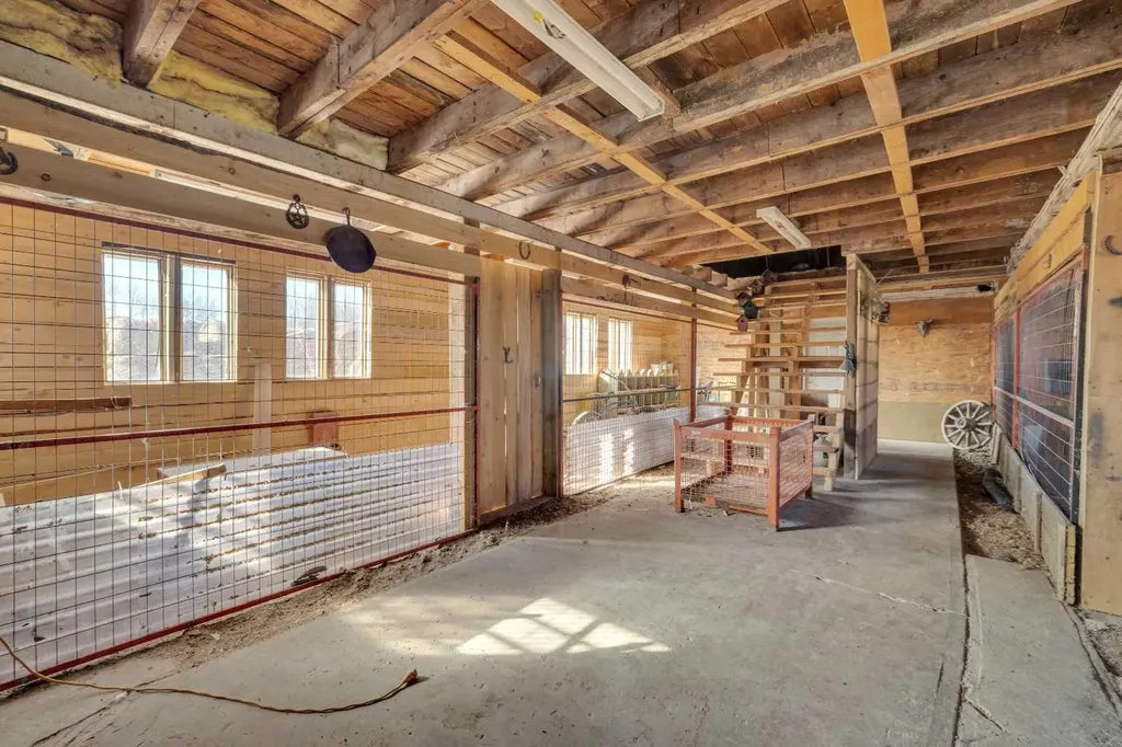 445056 Range Road 40 Rural Ponoka County AB T0C 0M0