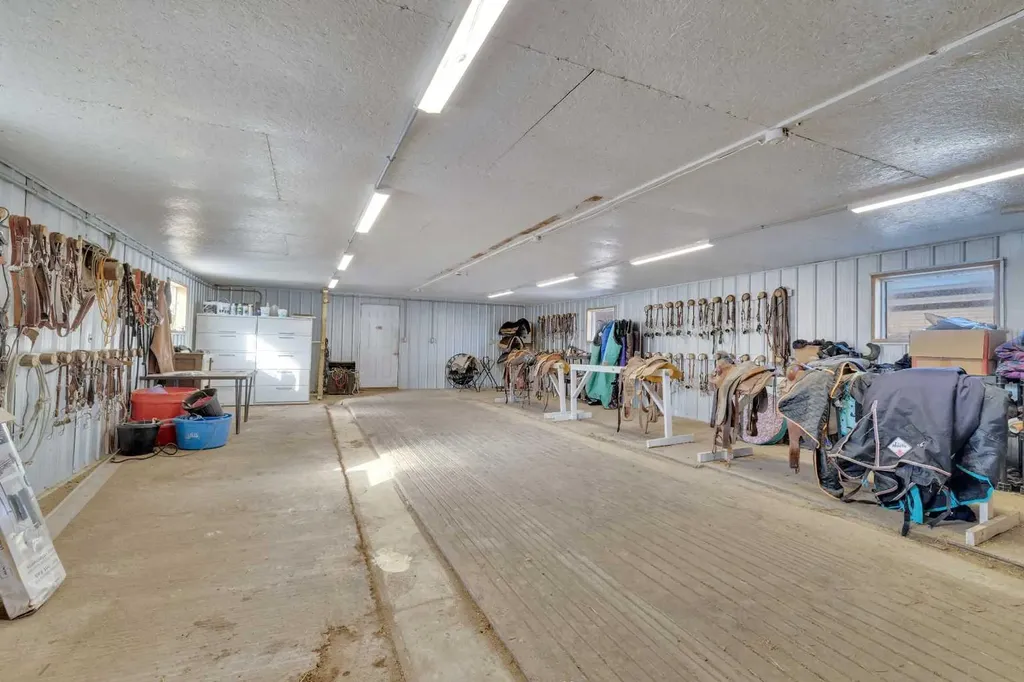 445056 Range Road 40 Rural Ponoka County AB T0C 0M0