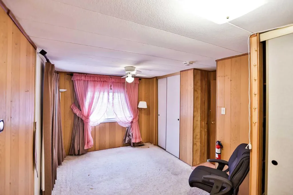 822 3 Street W Cardston AB T0K 0K0
