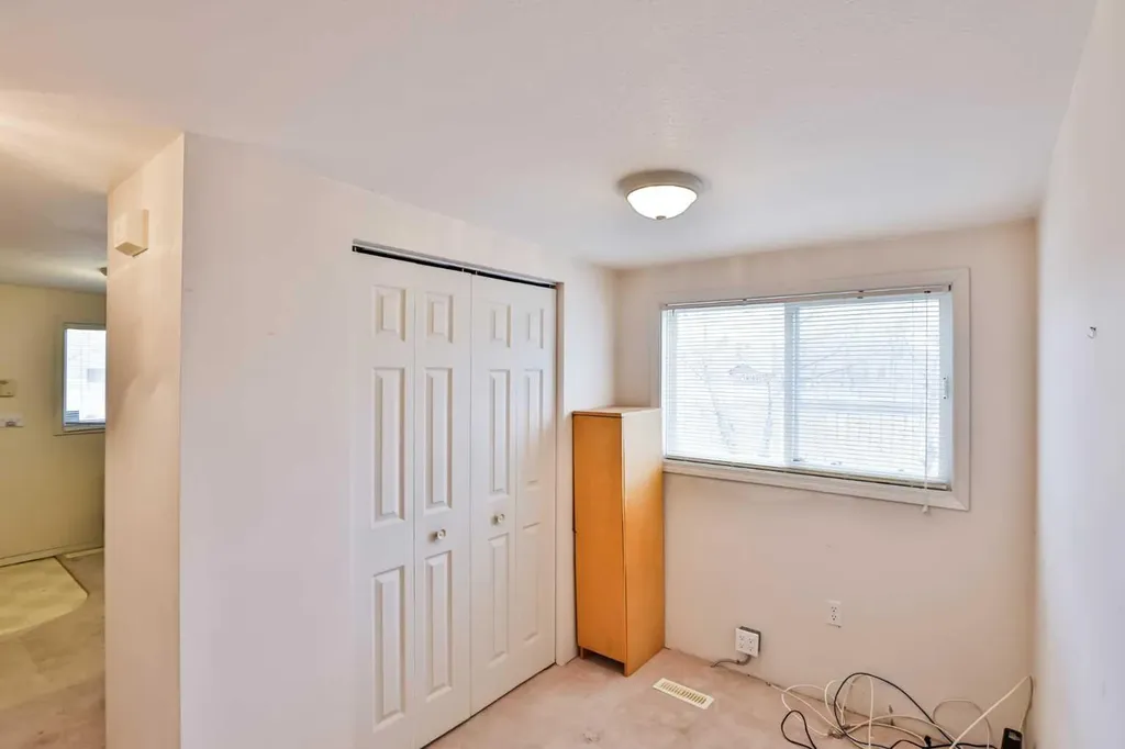 822 3 Street W Cardston AB T0K 0K0