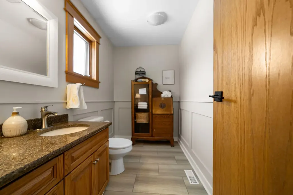 45217 Range Road 202 Rural Camrose County AB T0B 3L0