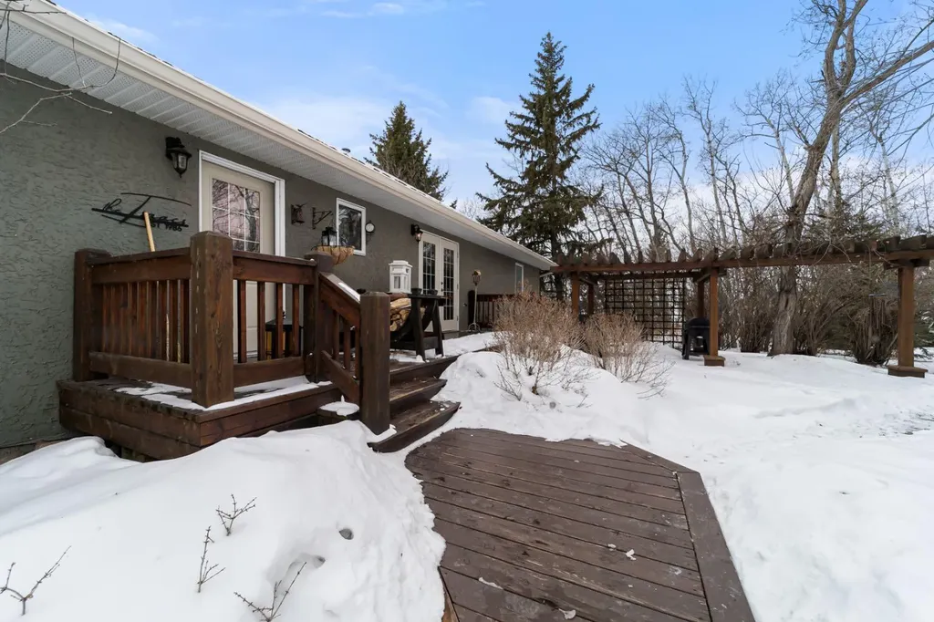 45217 Range Road 202 Rural Camrose County AB T0B 3L0