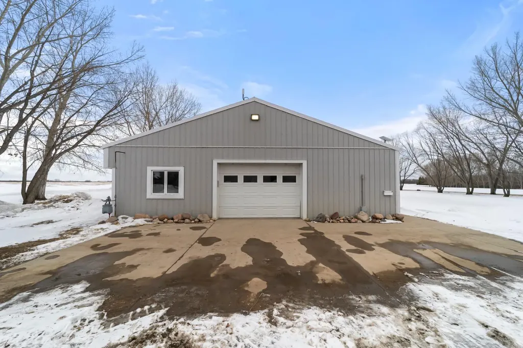45217 Range Road 202 Rural Camrose County AB T0B 3L0