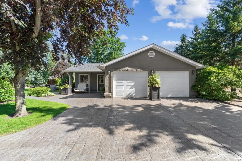 45217 Range Road 202 Rural Camrose County AB T0B 3L0