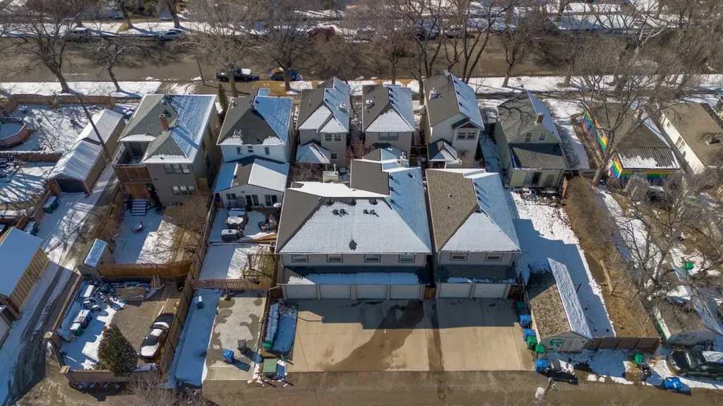 635 6 Street S Lethbridge AB T1J 2E4