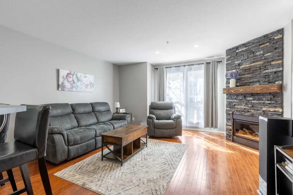 635 6 Street S Lethbridge AB T1J 2E4