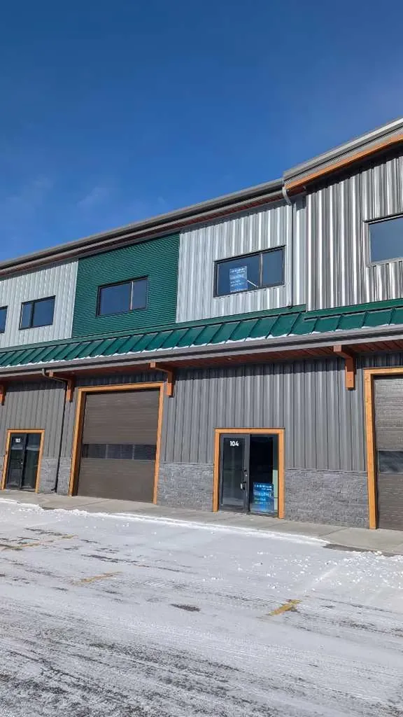 100 Alpine Meadows Canmore AB T1W 1L1