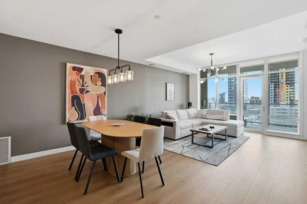 530 12 Avenue SW Calgary AB T2R0B1