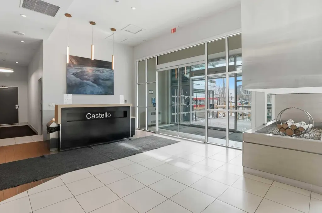 530 12 Avenue SW Calgary AB T2R0B1