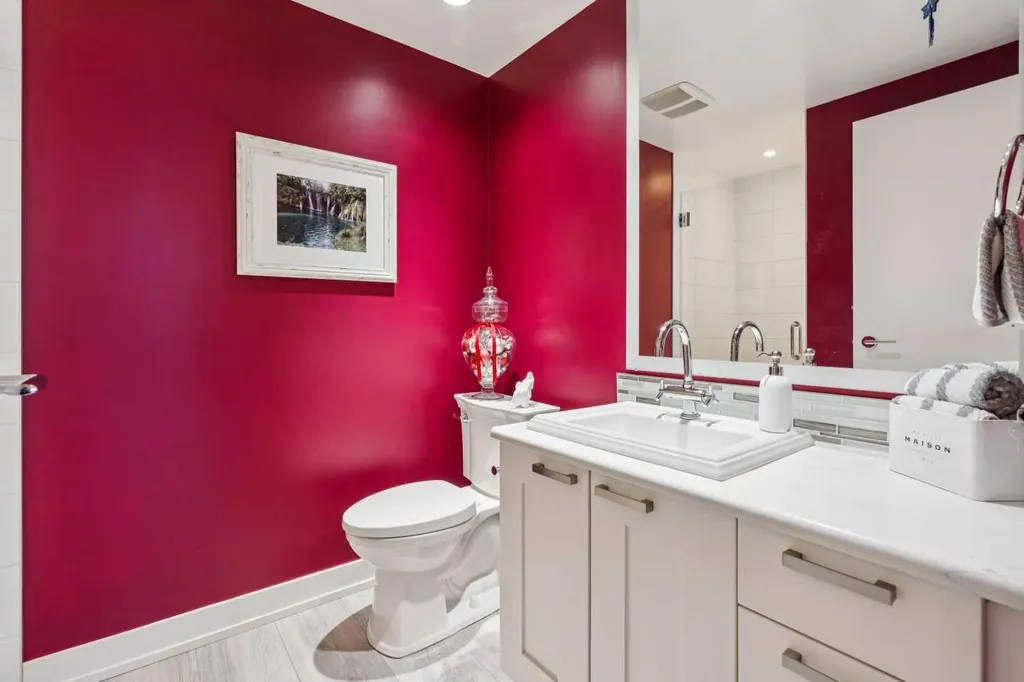 222 Riverfront Avenue SW Calgary AB T2P 0W3