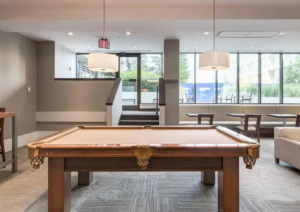 222 Riverfront Avenue SW Calgary AB T2P 0W3