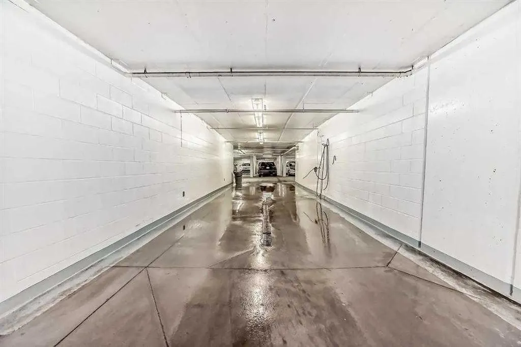 222 Riverfront Avenue SW Calgary AB T2P 0W3