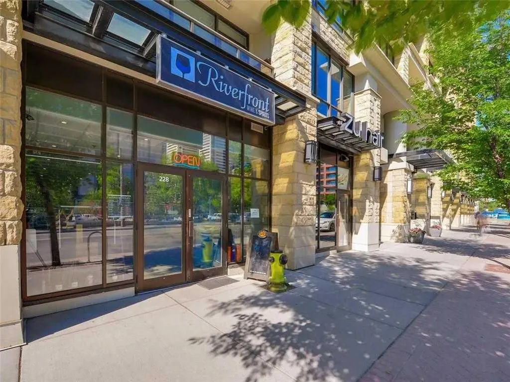 222 Riverfront Avenue SW Calgary AB T2P 0W3