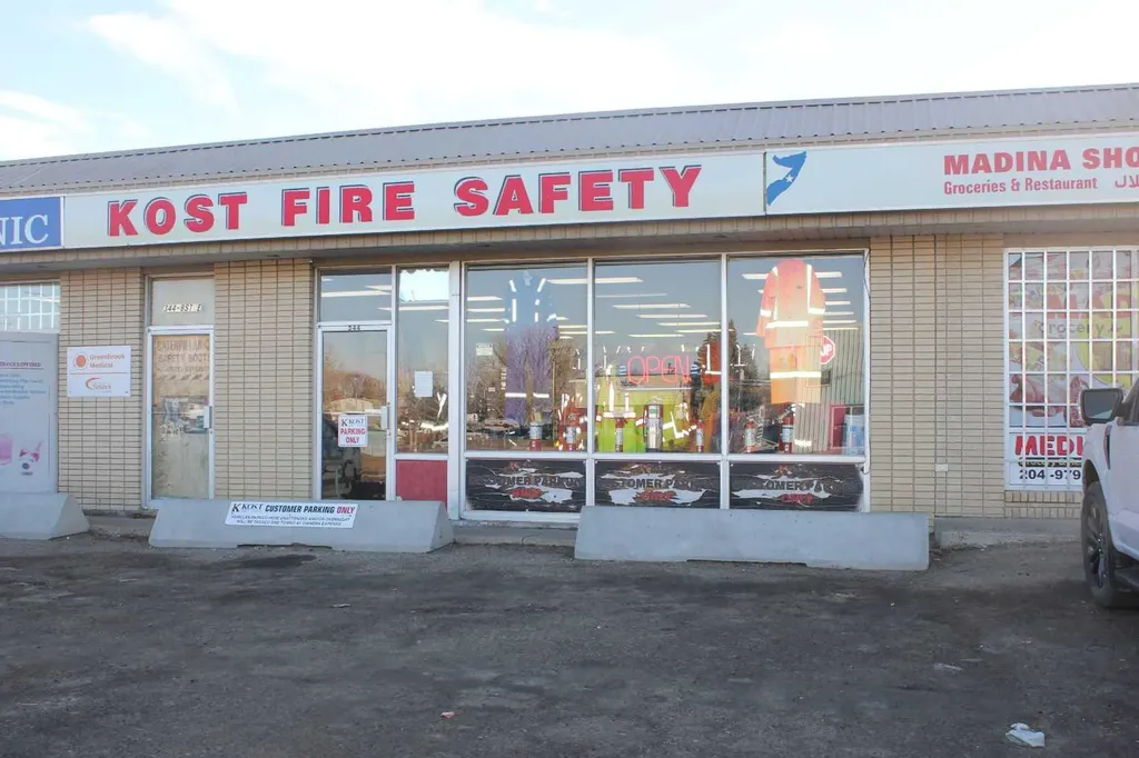 344 8 Street E Brooks AB T1R 0R6