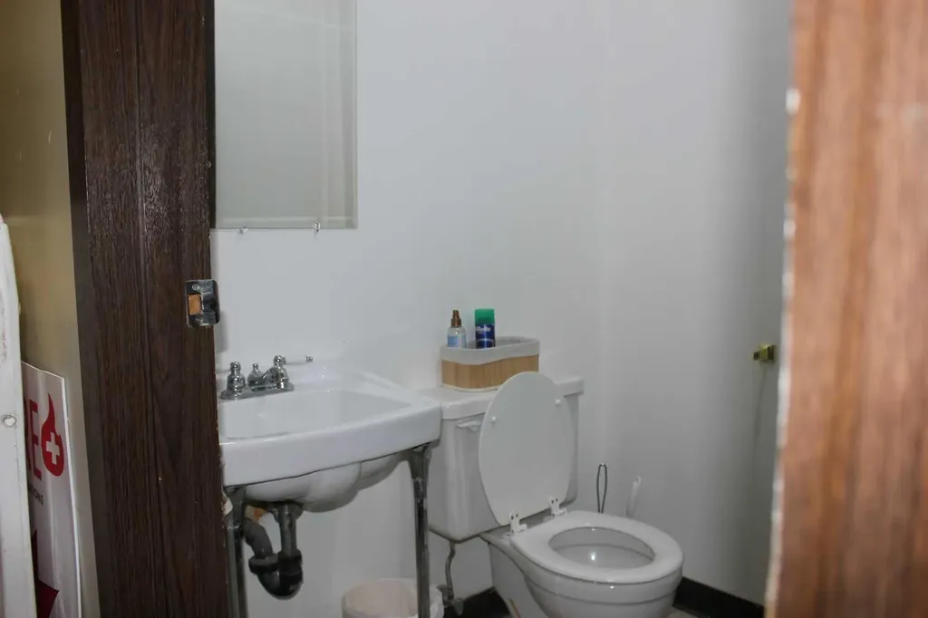 344 8 Street E Brooks AB T1R 0R6