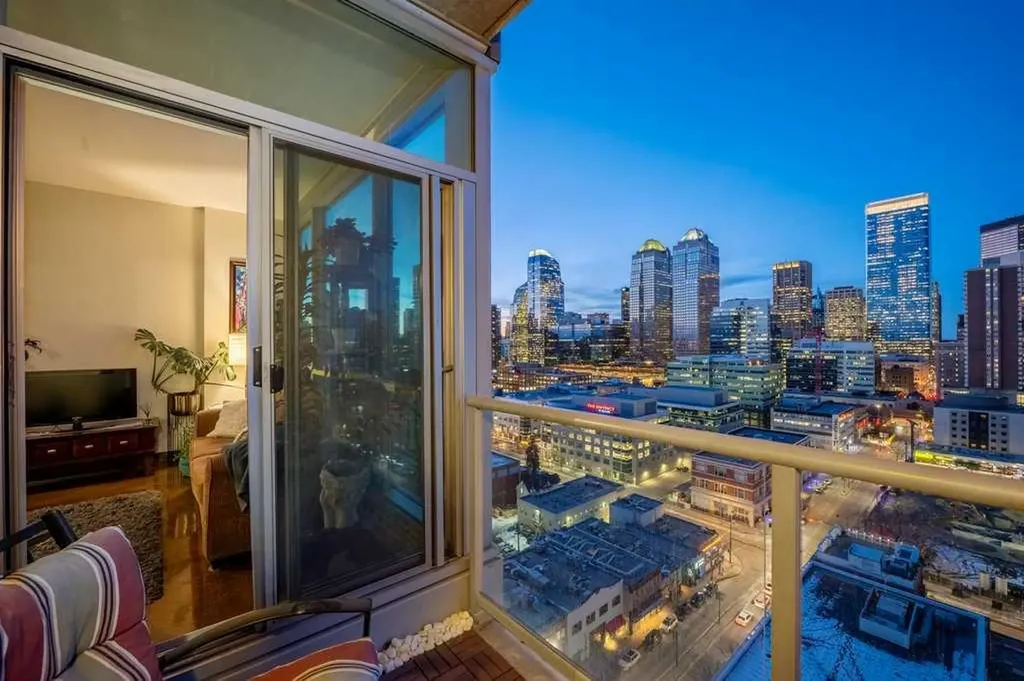135 13 Avenue SW Calgary AB T2R 0W8