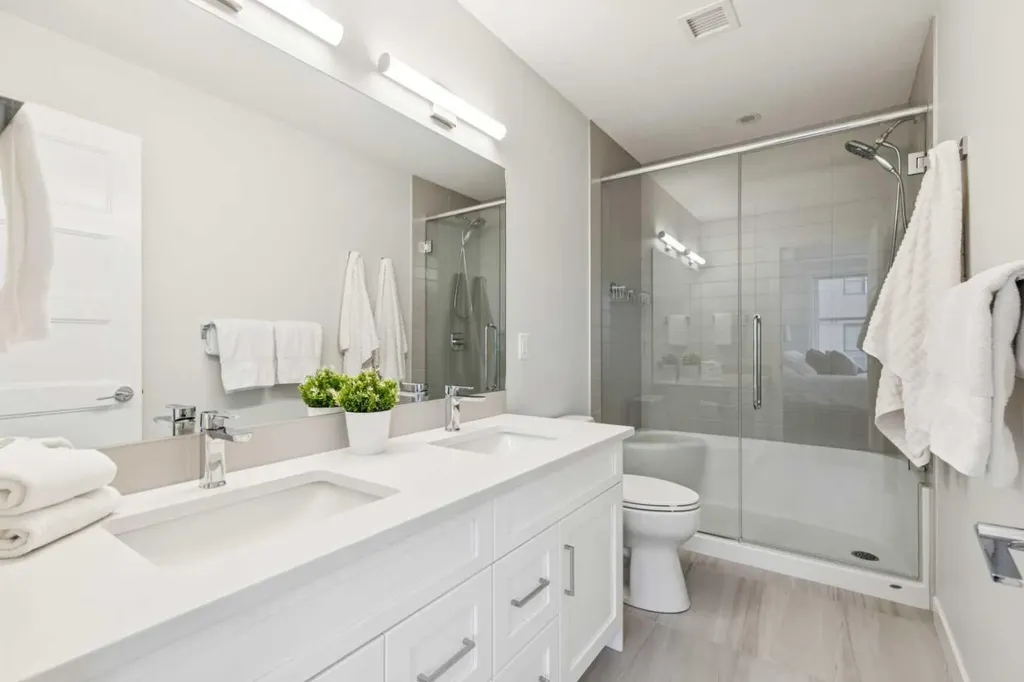 125 Wolf Hollow Crescent SE Calgary AB T2X 5W9