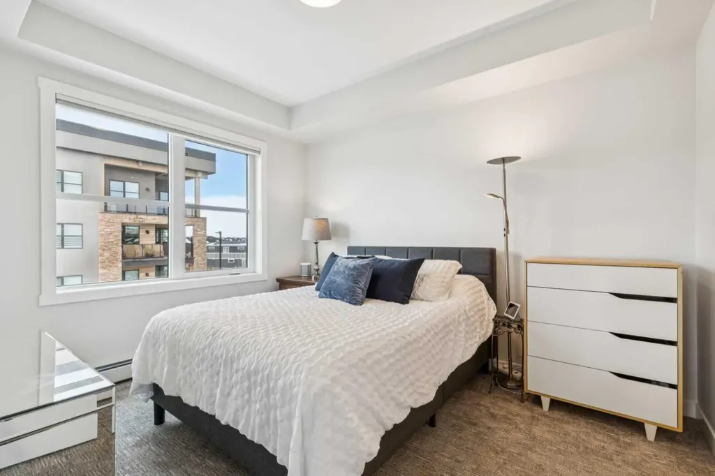 125 Wolf Hollow Crescent SE Calgary AB T2X 5W9