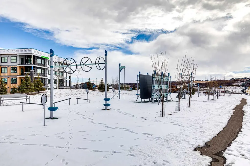 125 Wolf Hollow Crescent SE Calgary AB T2X 5W9