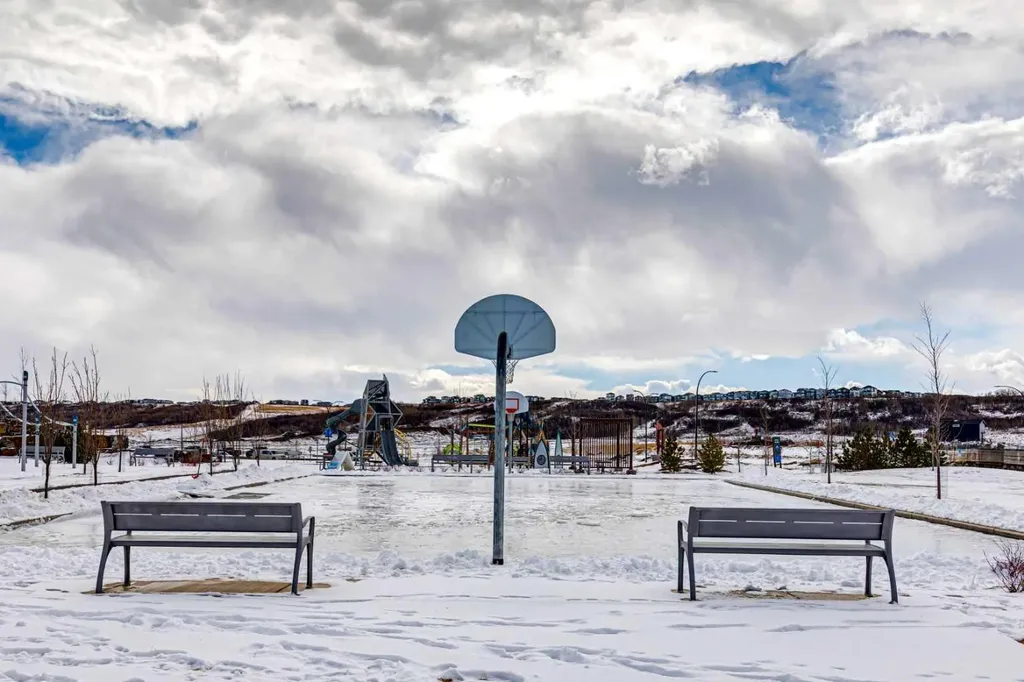 125 Wolf Hollow Crescent SE Calgary AB T2X 5W9