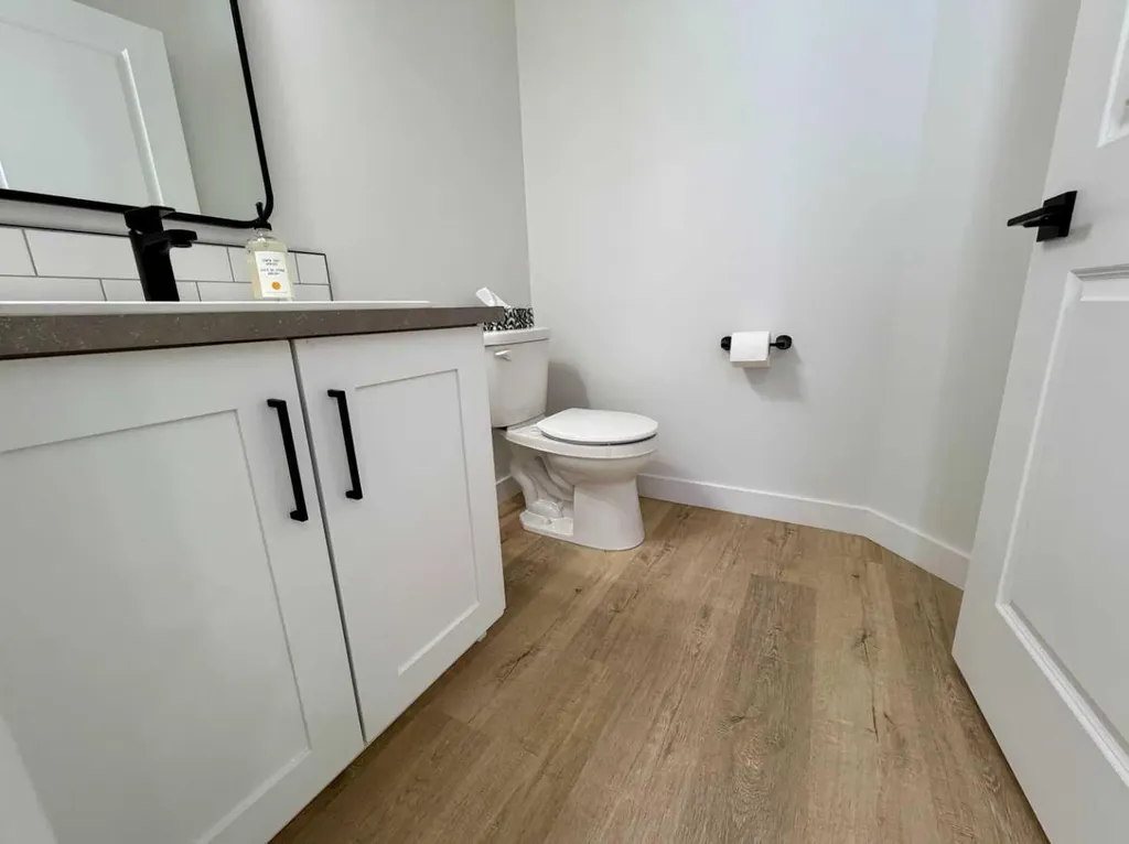 8570 72 Avenue Grande Prairie AB T8X 0N9