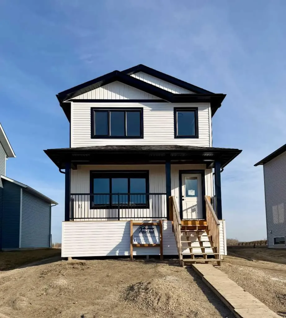 8570 72 Avenue Grande Prairie AB T8X 0N9