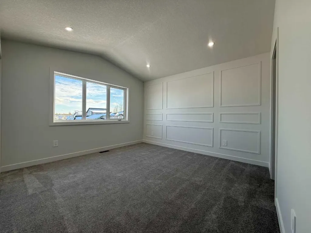 8570 72 Avenue Grande Prairie AB T8X 0N9