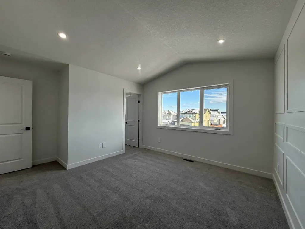 8570 72 Avenue Grande Prairie AB T8X 0N9
