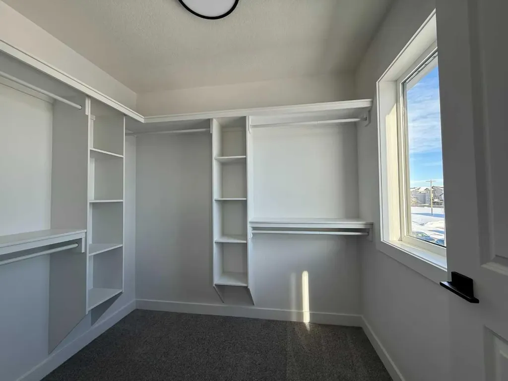 8570 72 Avenue Grande Prairie AB T8X 0N9