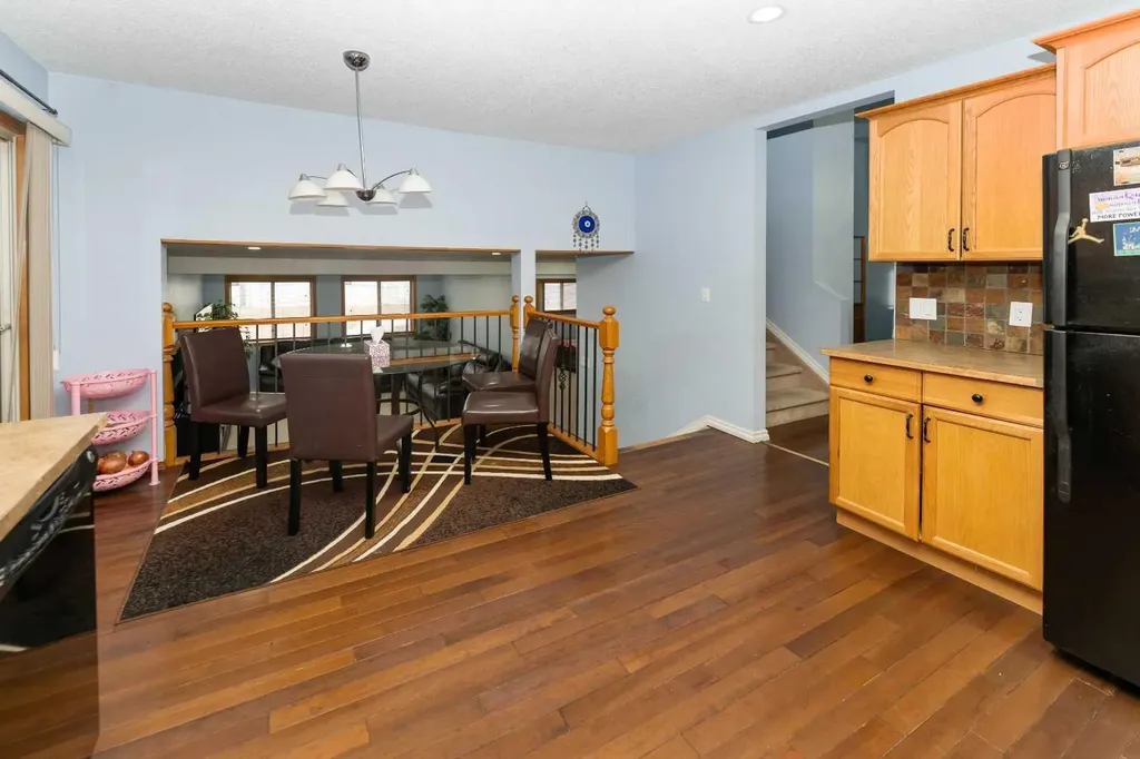 18 Coral Sands Place NE Calgary AB T3J3J3